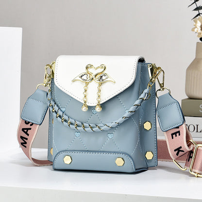 New Stylish Good Texture Shoulder Bag All-matching Western Style Pearl Chain Small Bag Sky Blue Infinite Avenue