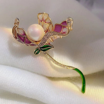 Enamel Brooch Pearl Lotus Classical Infinite Avenue