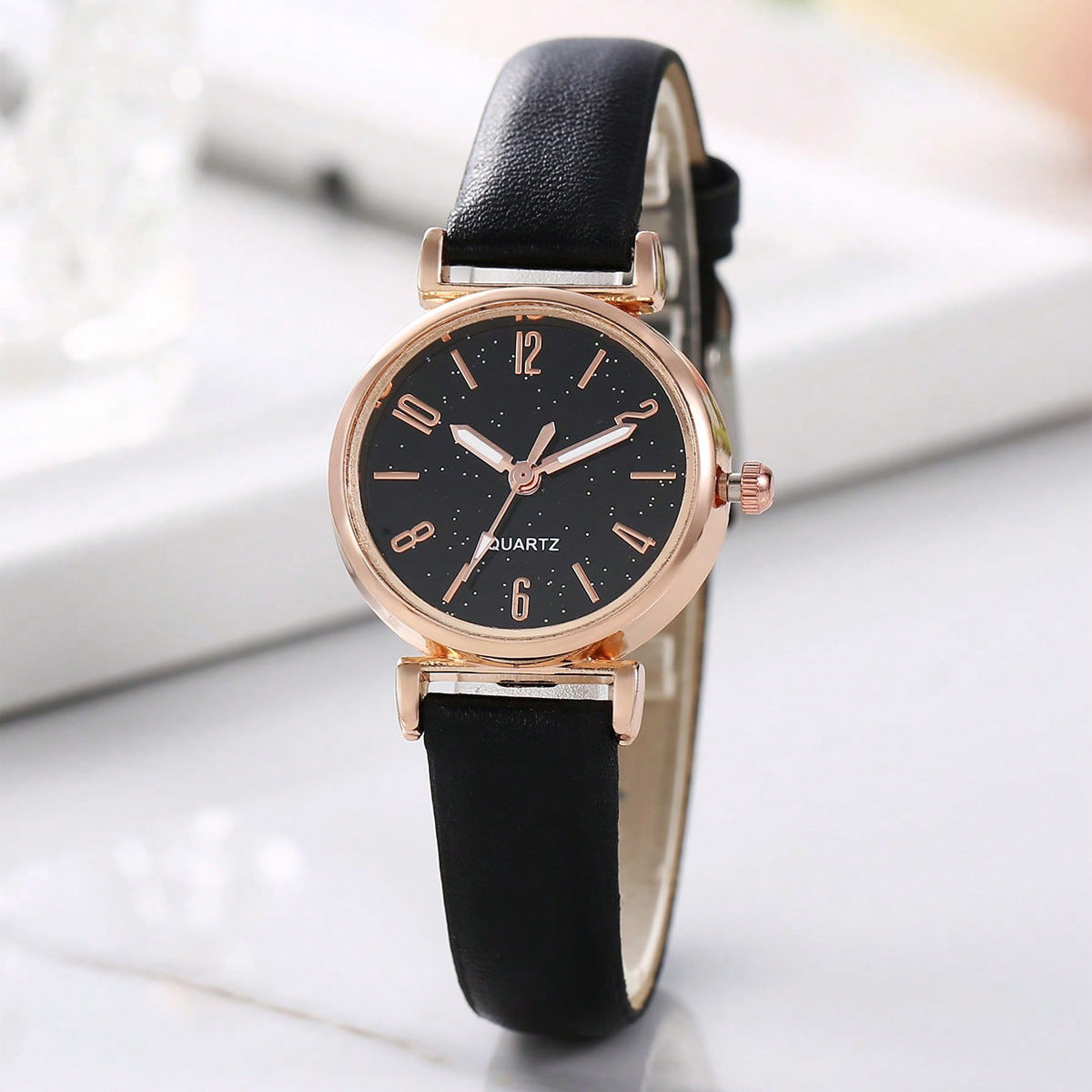 Lady Temperament Heart Bracelet Quartz Watch Suit Small Digital Mixed Scale Infinite Avenue