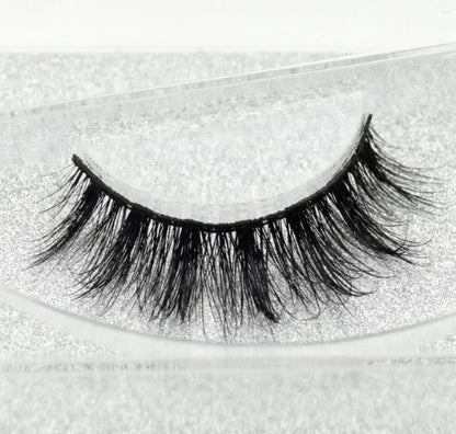 Faux Aurelia Eyelashes D104 Infinite Avenue