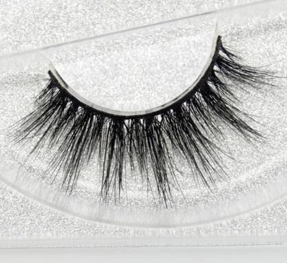 Faux Aurelia Eyelashes D125 Infinite Avenue