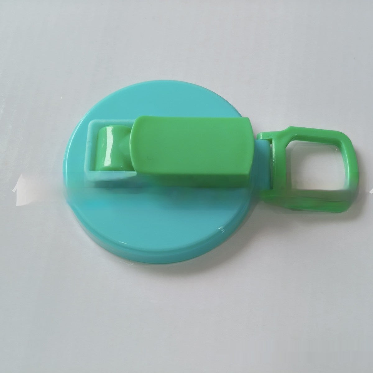 Soda Can Lid Straw Soda Can Lid Cola Cans Cup Lid Reusable Can Stopper For Soda Beer Drinks Juice Coke Beverage Cap Fits Standard Coke Can No LOGO Color Matching Double Green Infinite Avenue