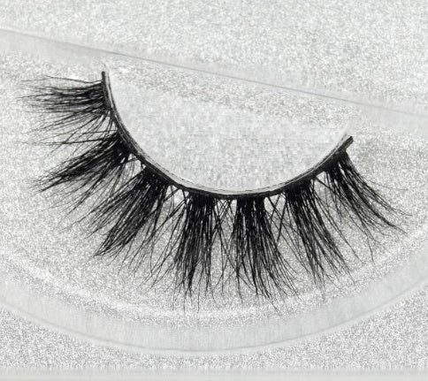 Faux Aurelia Eyelashes D108 Infinite Avenue