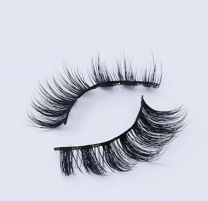 Faux Aurelia Eyelashes Infinite Avenue