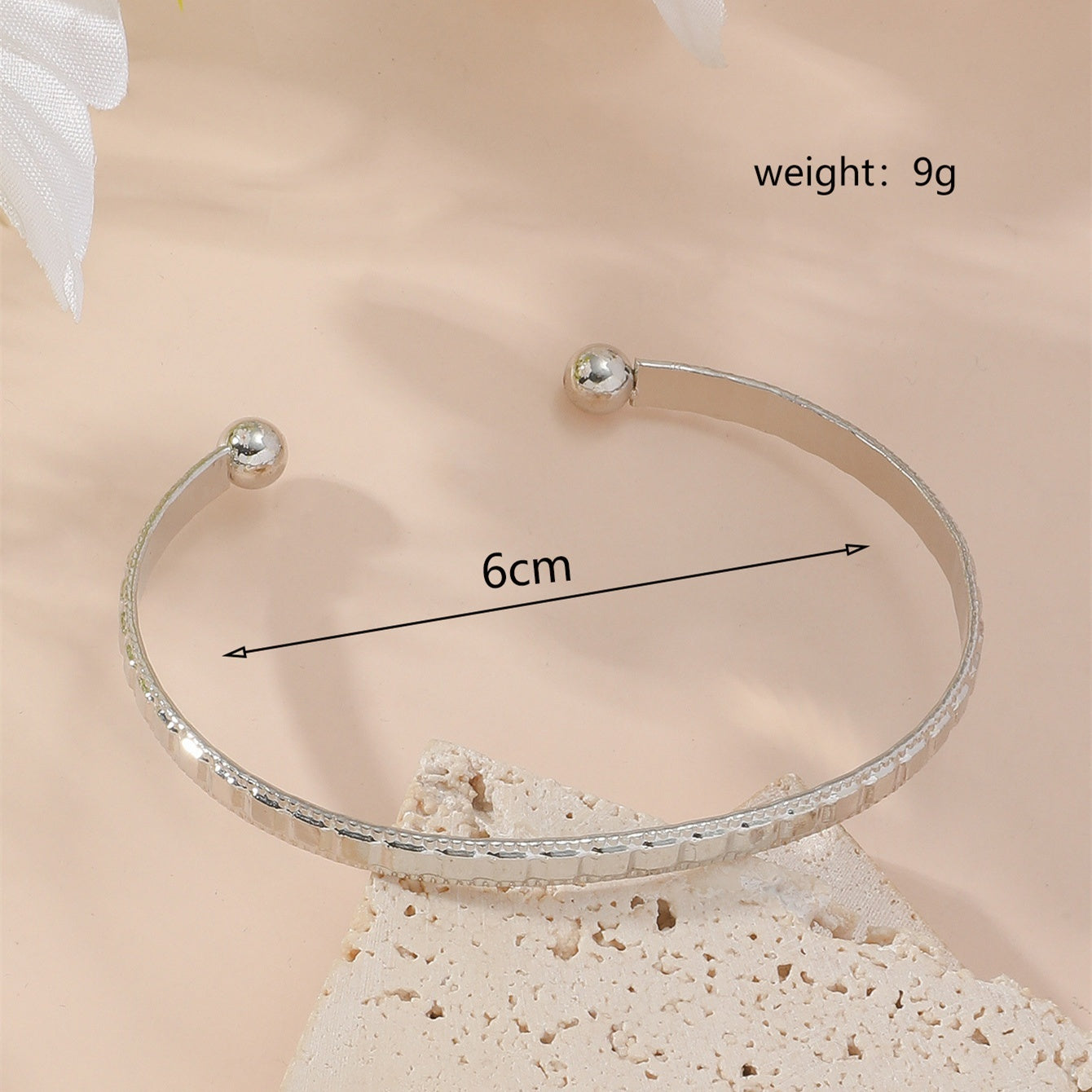 Metal Twist Geometric Knot Winding Hollow Open-end High-grade Light Luxury Personality Fashion Ladies' Bracelet 3Style Bracelet Pure Natural Infinite Avenue