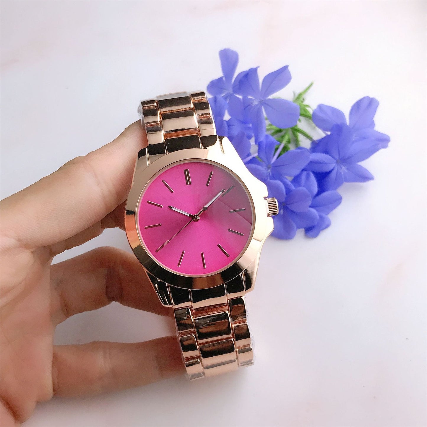 Casual Elegance And Creativity Quartz Wrist Watch Male And Female Matching Style Korean Simple Rose Gold Rose Red Infinite Avenue