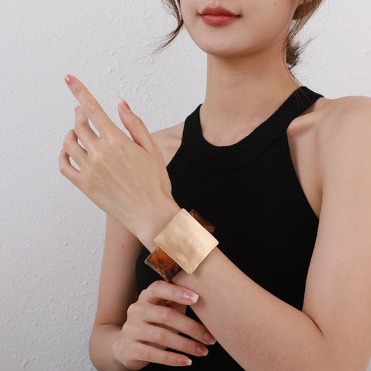 Original Geometric Brushed Square Metal Advanced Simple Elegant Bracelet Infinite Avenue